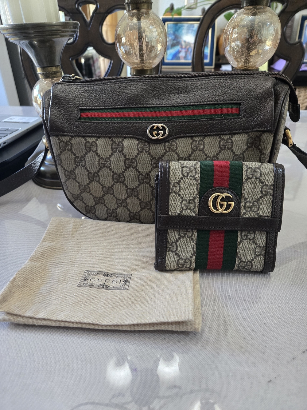 Gucci Brown Leather Shoulder Bag with Gold Plaque Comes With Wallet.